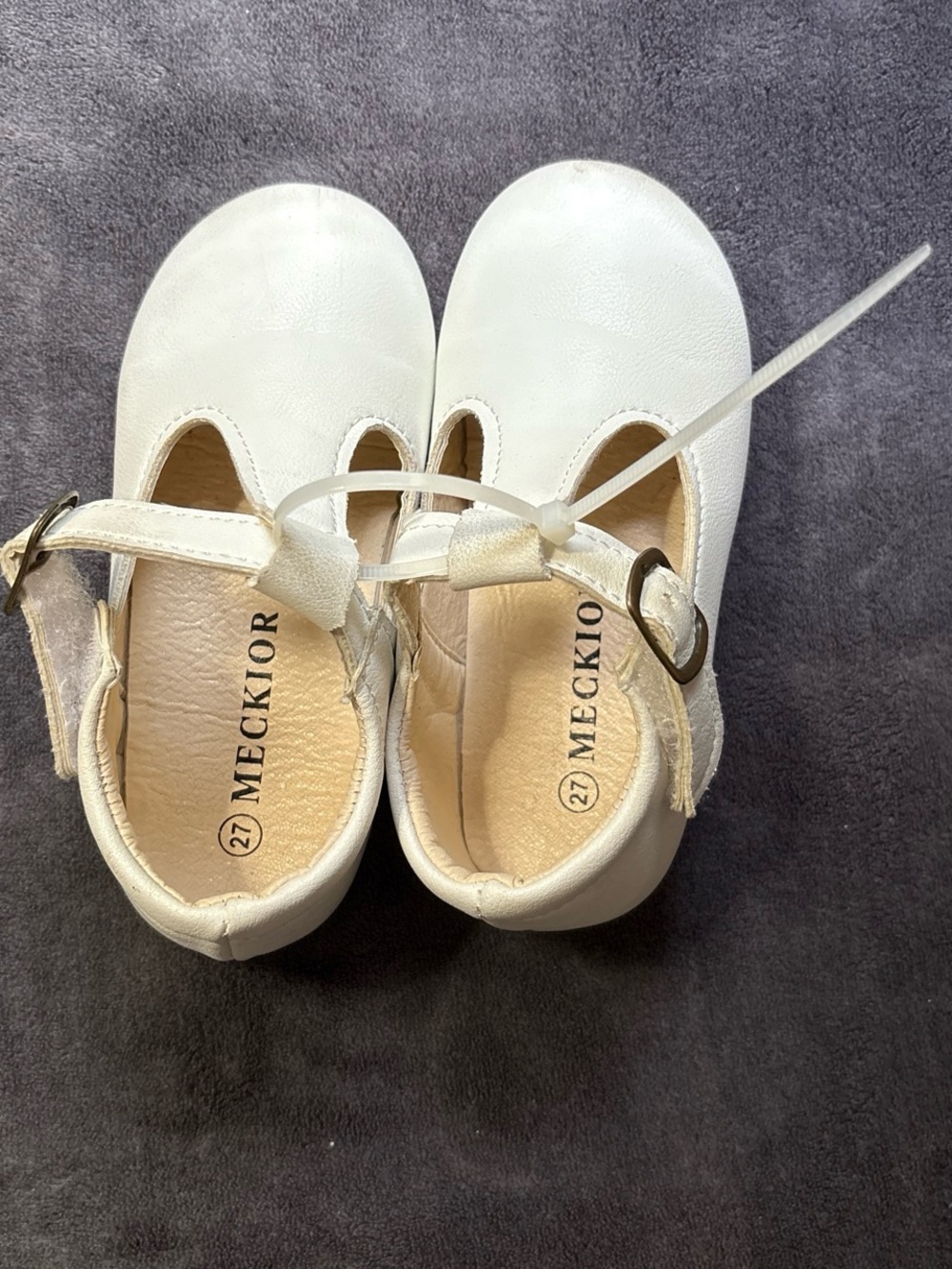 Meckior Girls' Cream T-Strap Dress Shoes